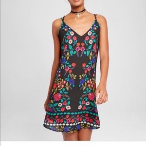 Xhilaration floral shift dress